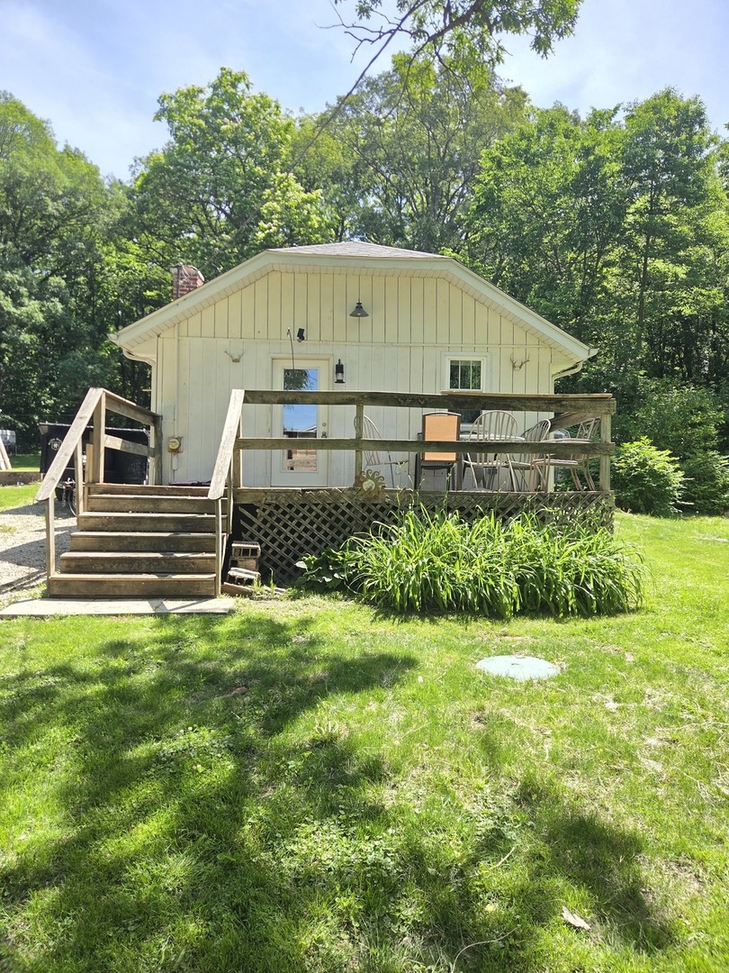 3352 E 2059th Road