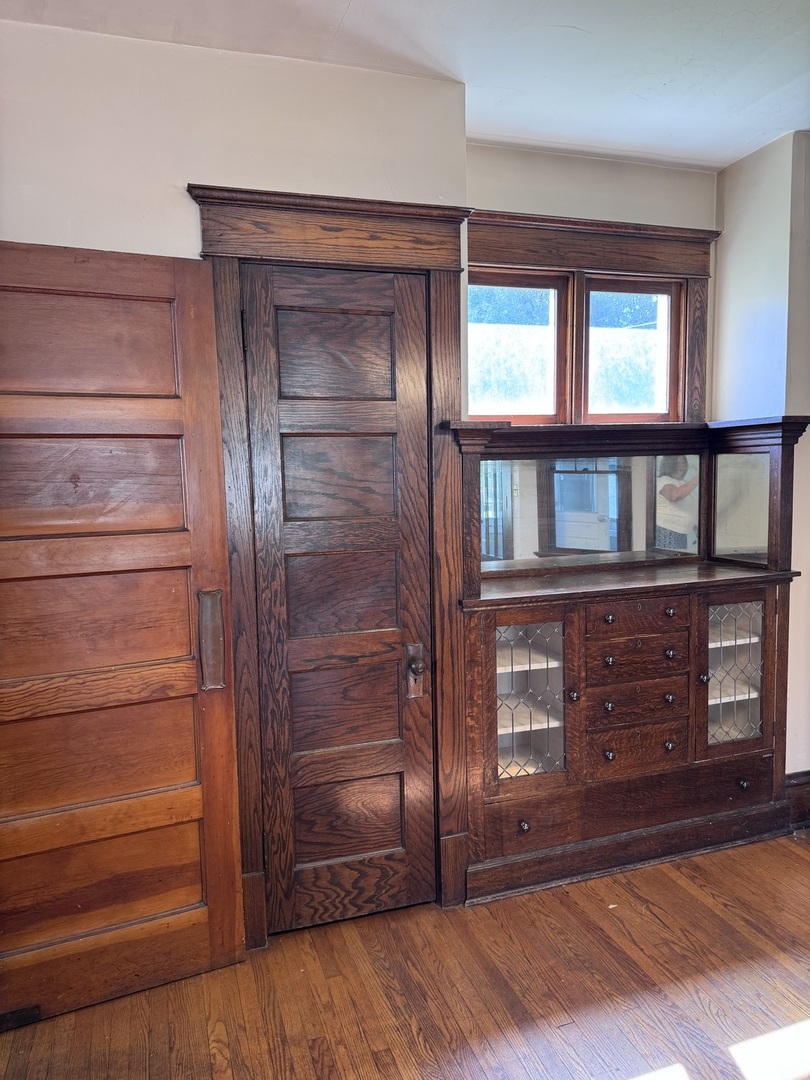 1119 38th Street Property Photo 9