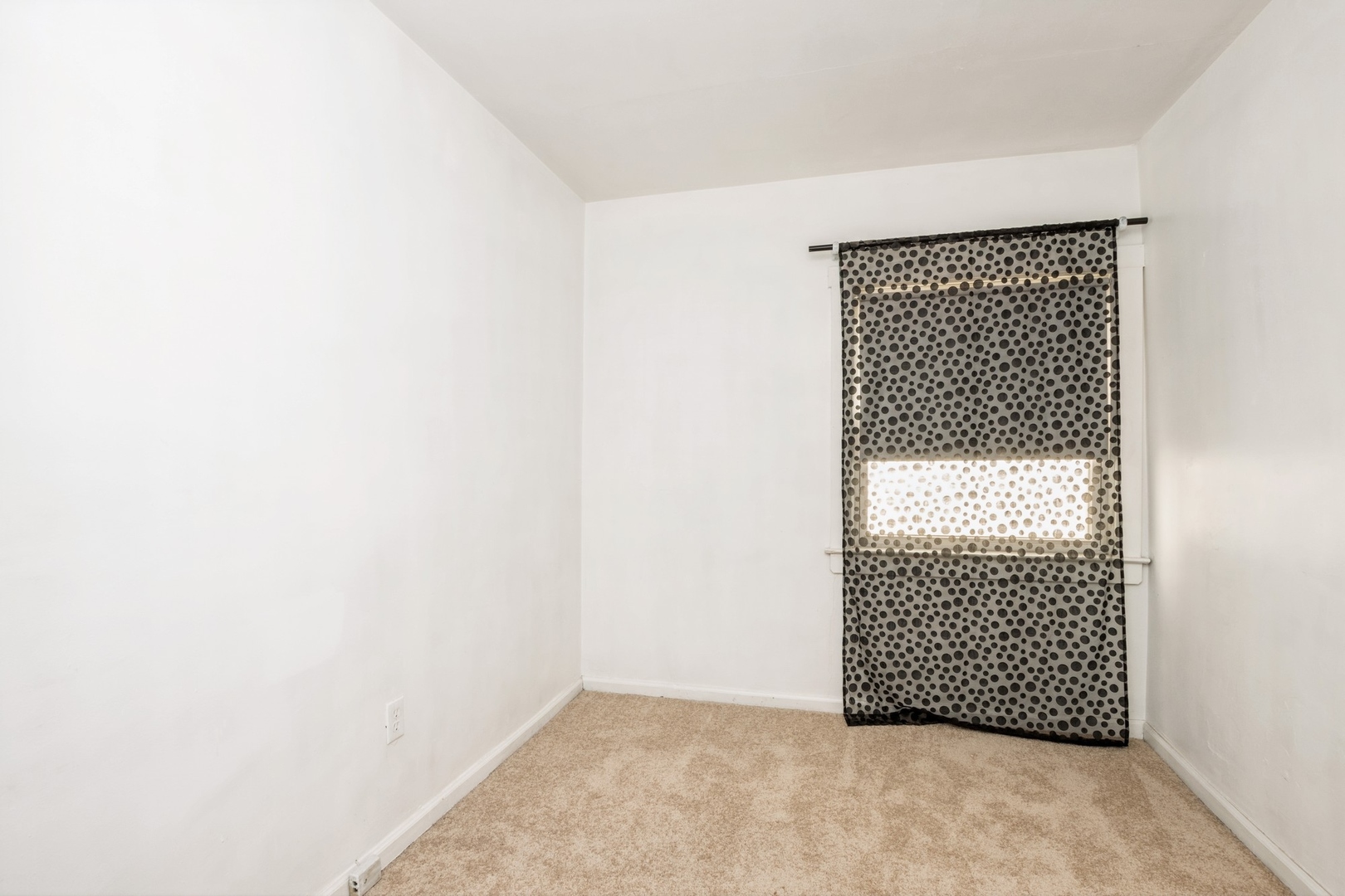 4555 S Halsted Street Property Photo 8