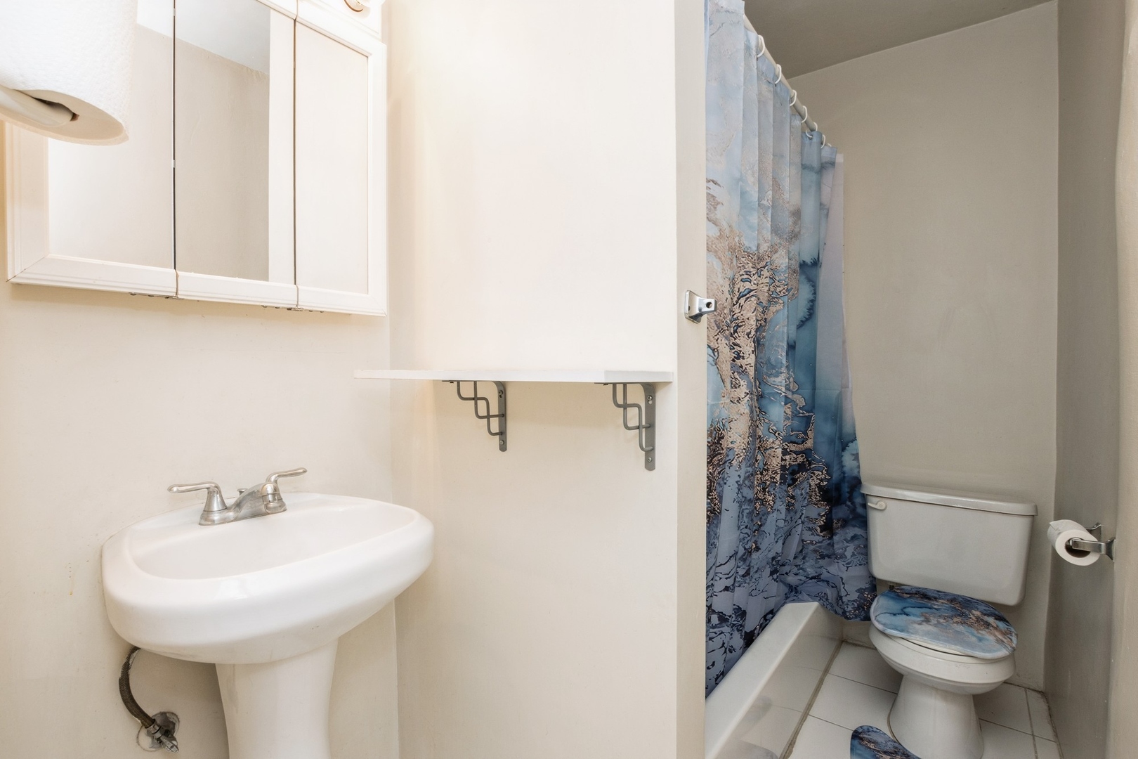 4555 S Halsted Street Property Photo 12