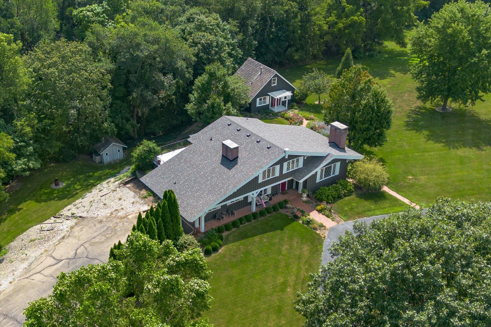 1910 Hickory Lane Property Photo 45