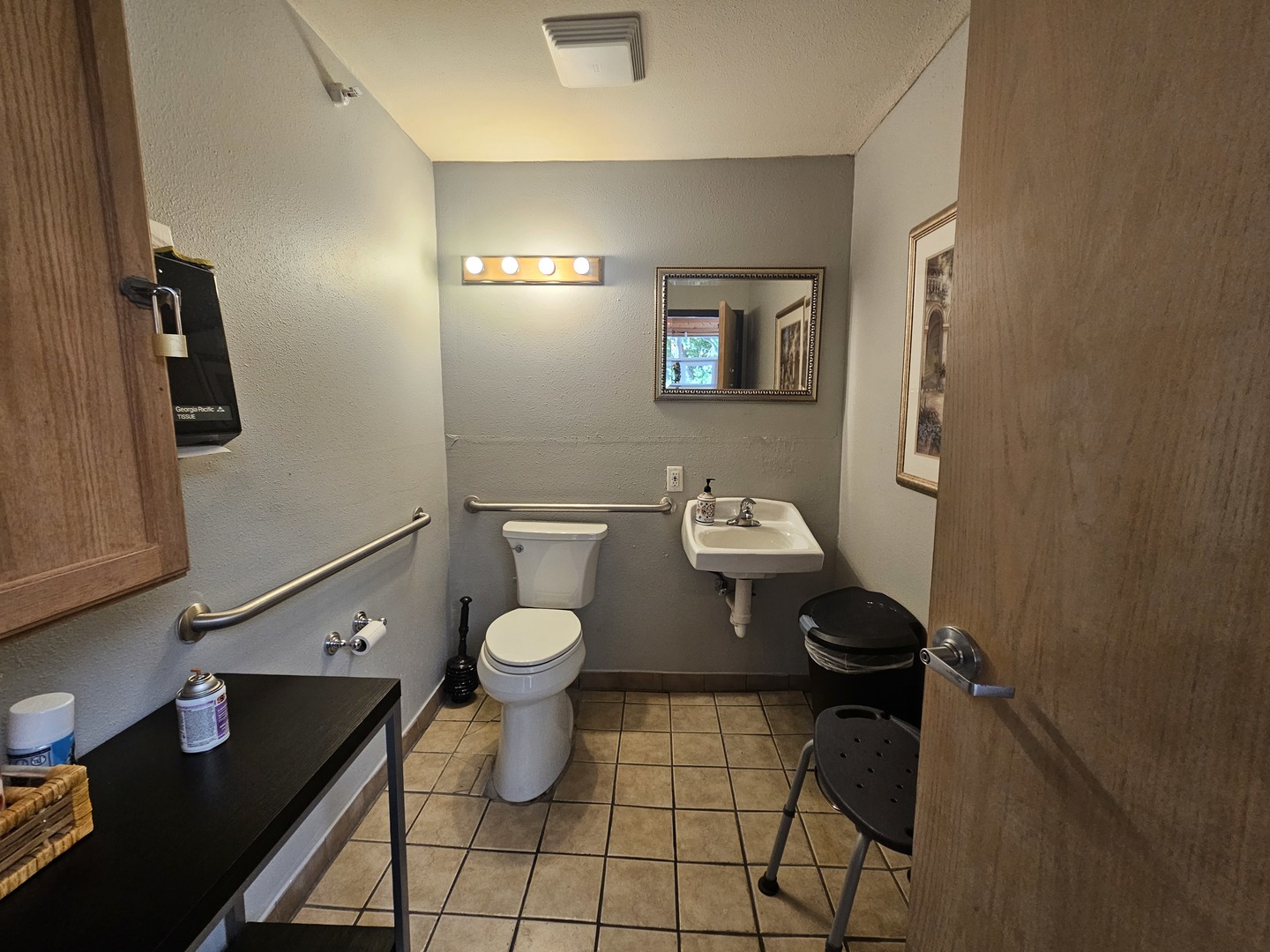 123 Center Street 204 Property Photo 15