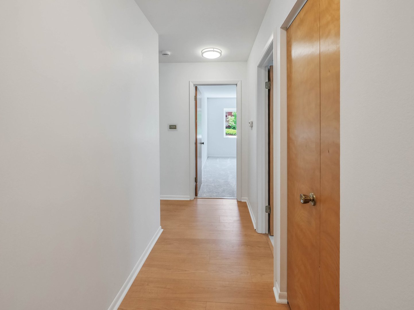 1025 S Fernandez Avenue 1s Property Photo 2