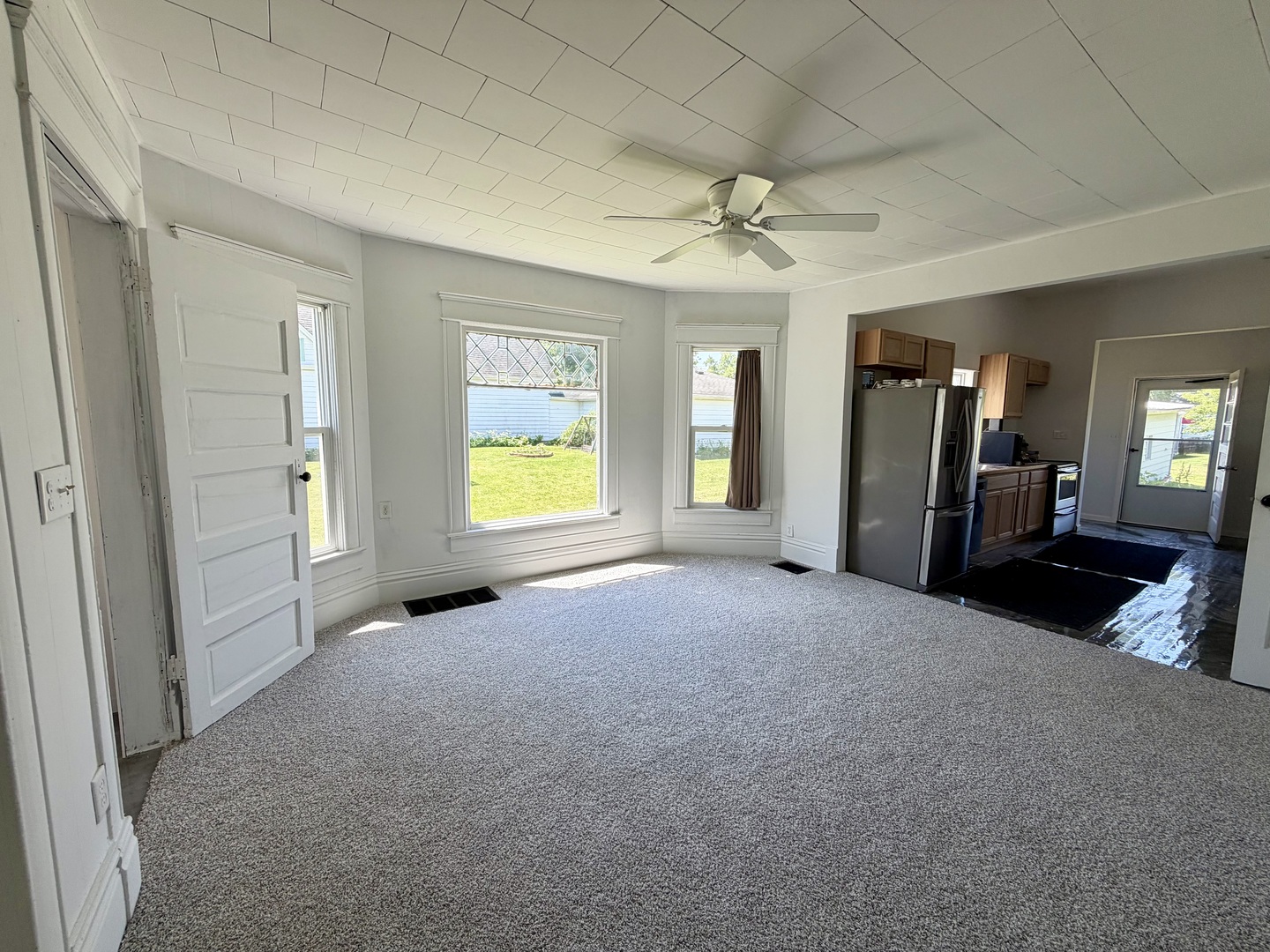38 Maple Street Property Photo 5