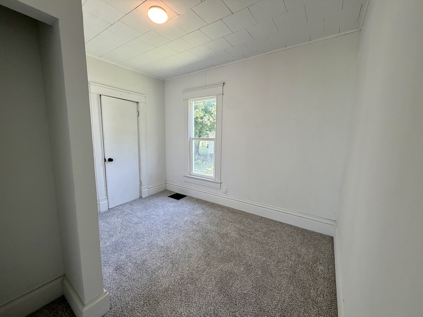38 Maple Street Property Photo 17