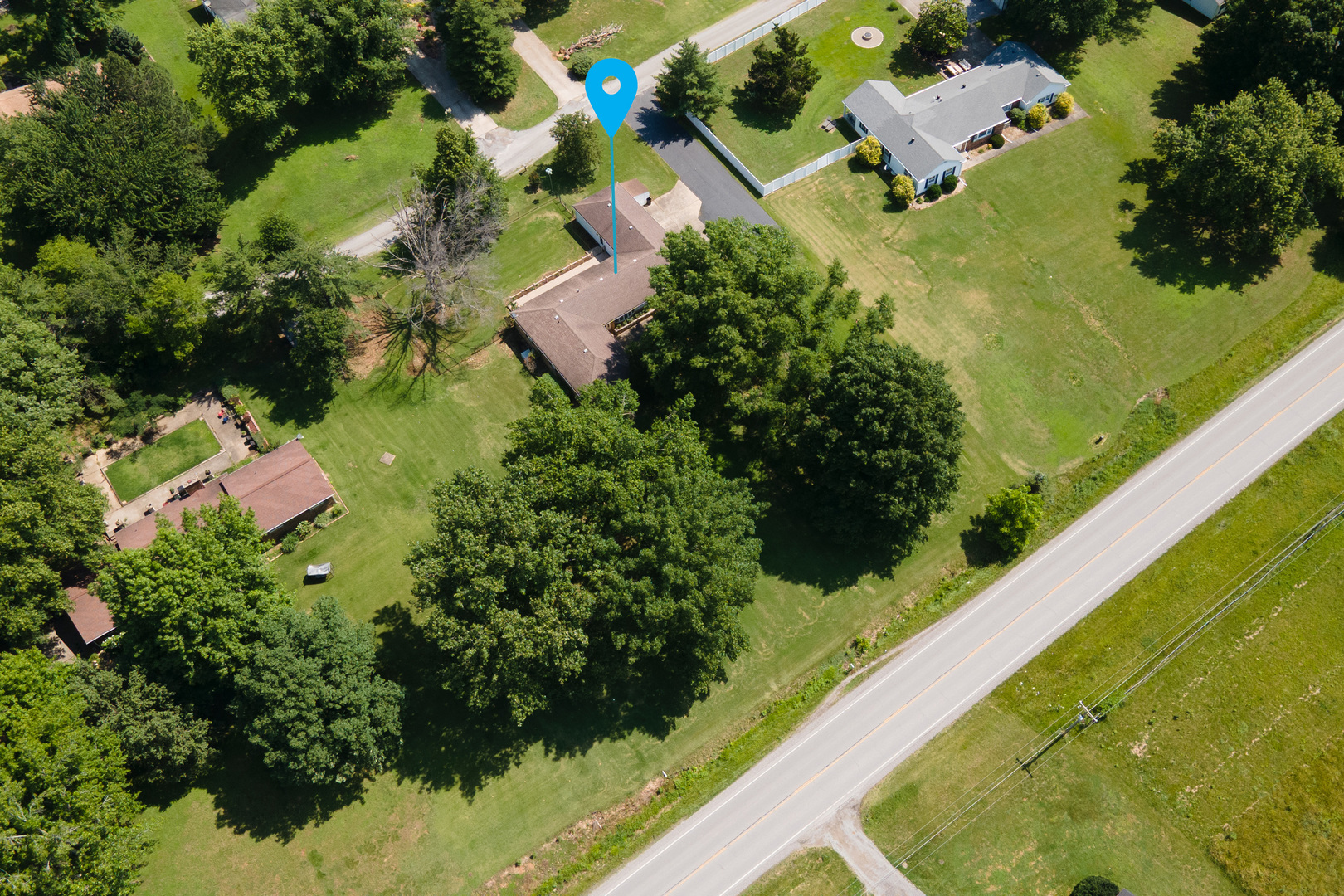 105 Woodlake Lane Property Photo 45