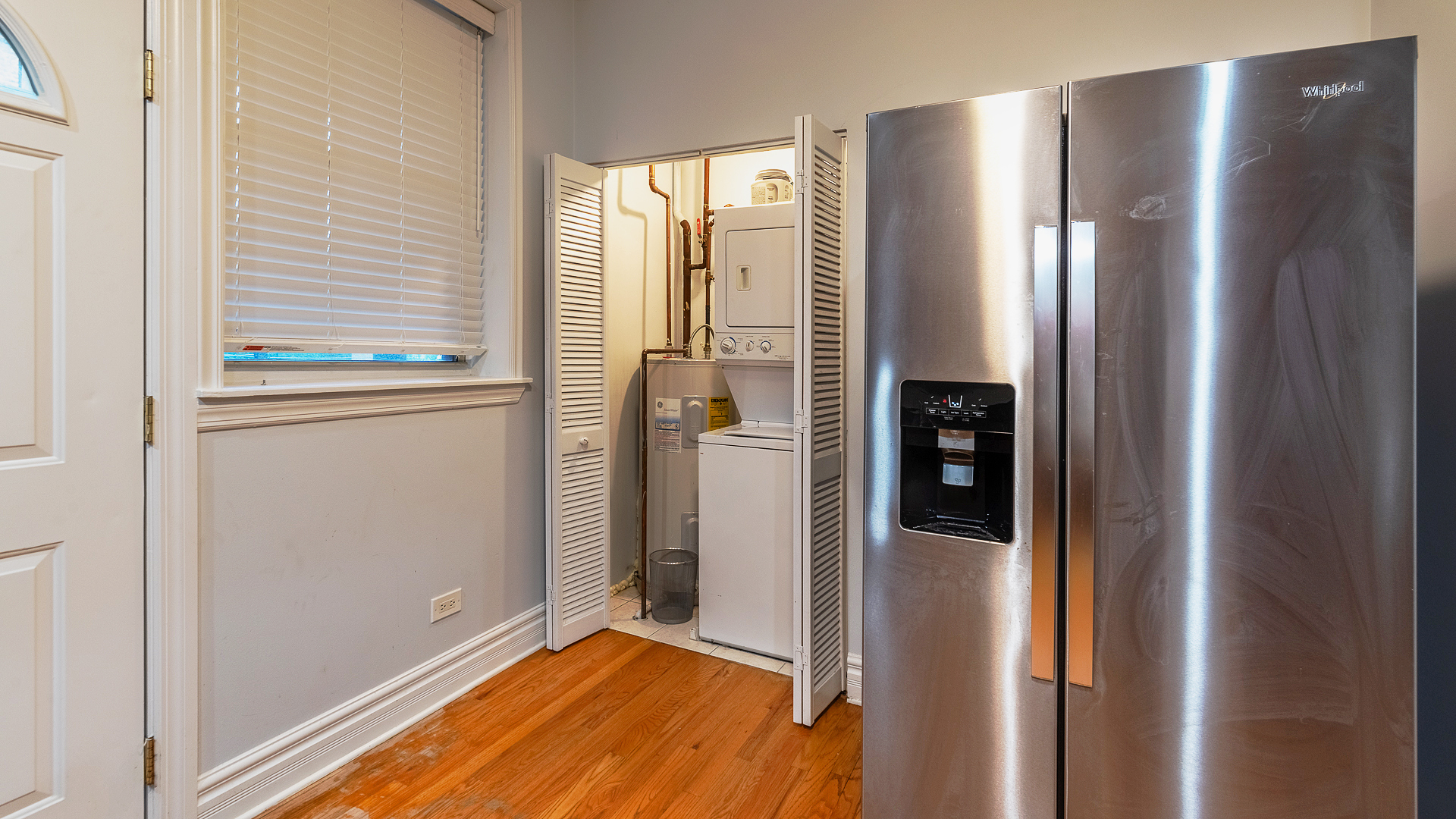 4847 S Vincennes Avenue 203 Property Photo 6