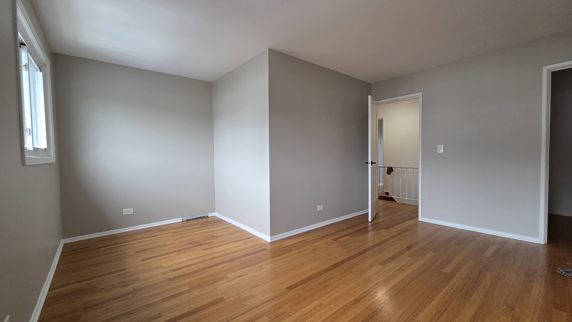 553 W Park Avenue D Property Photo 8