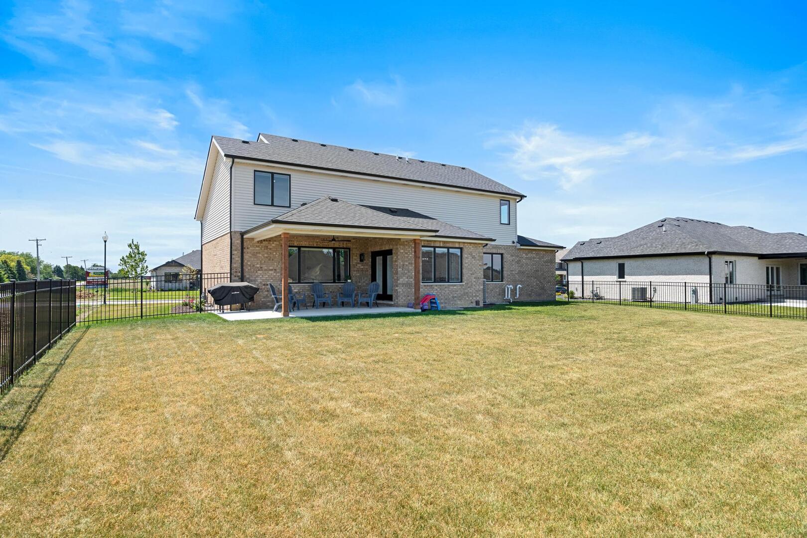 1091 Kinley Drive Property Photo 31