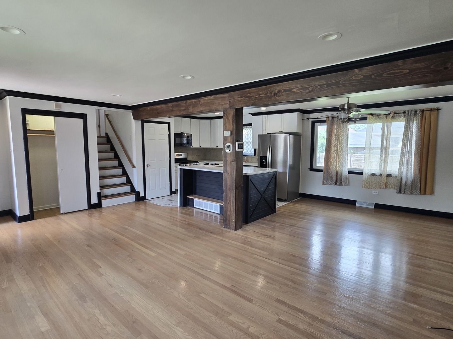 309 Streamside Drive Property Photo 4