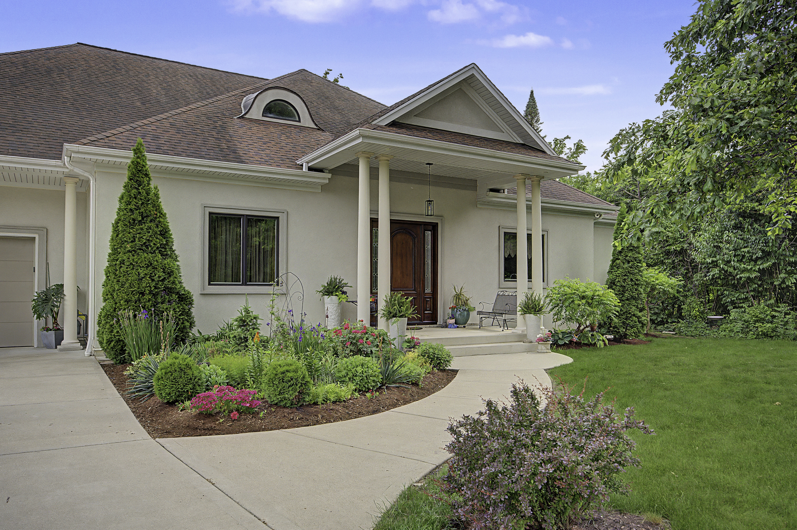 378 E Deerpath Road Property Photo 1