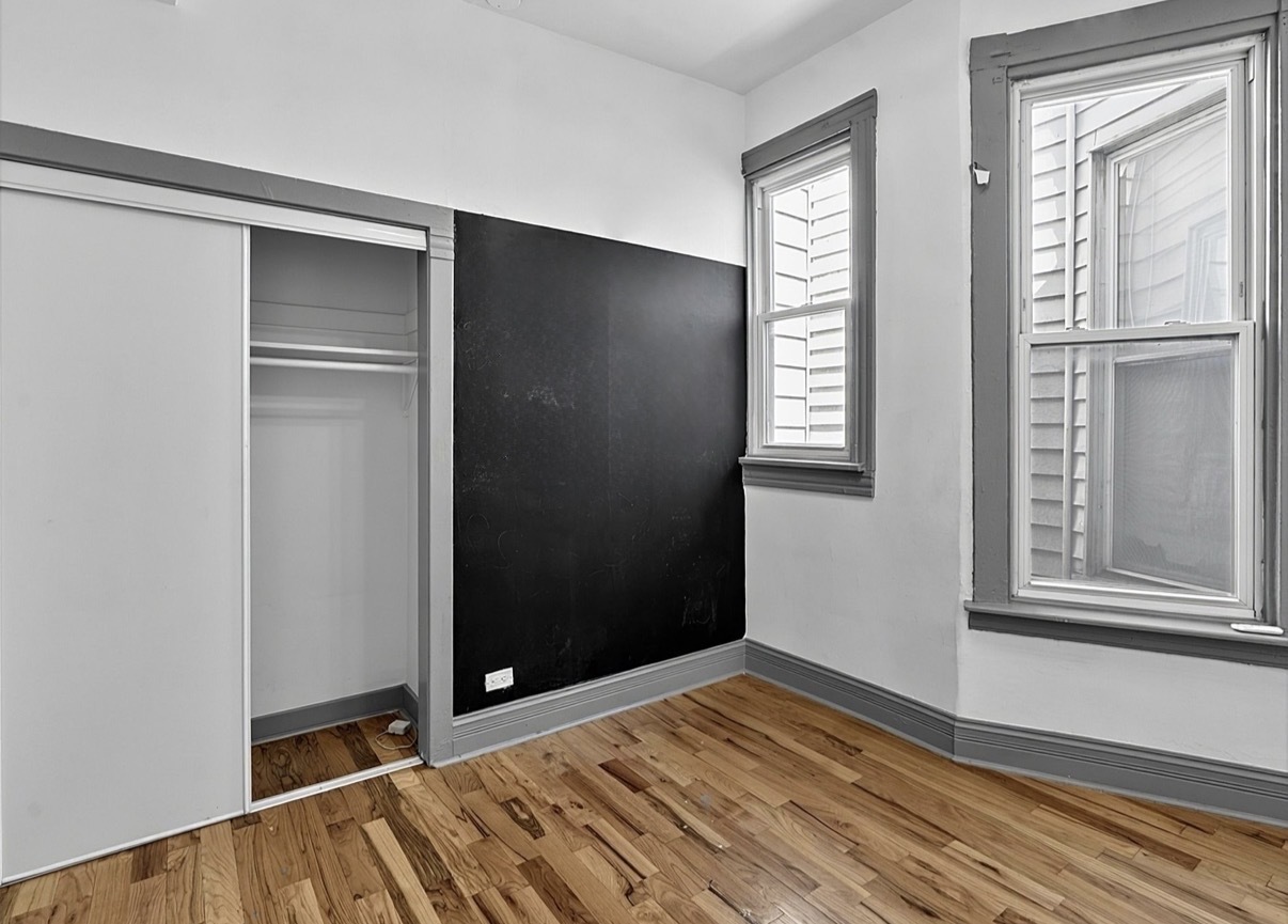6602 S Marquette Road Property Photo 11