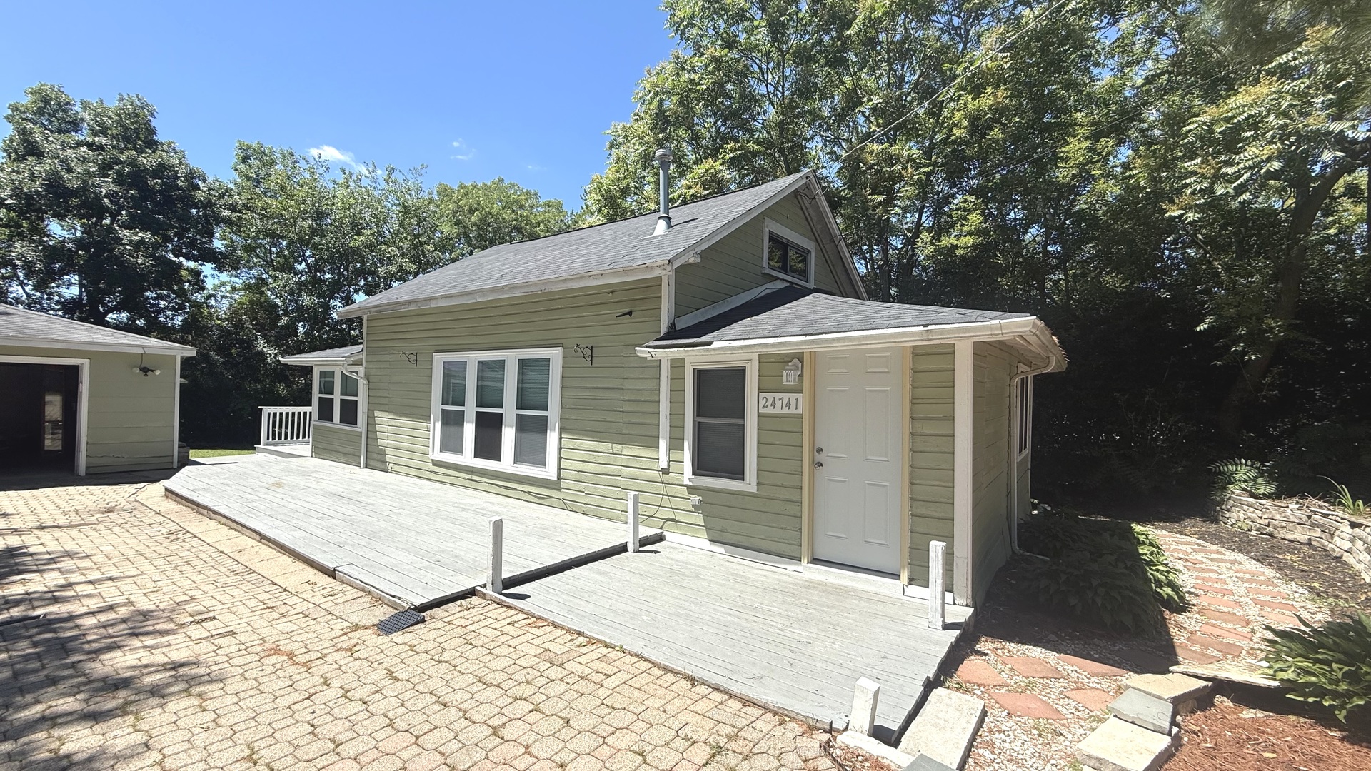 24741 W Passavant Avenue Property Photo 1
