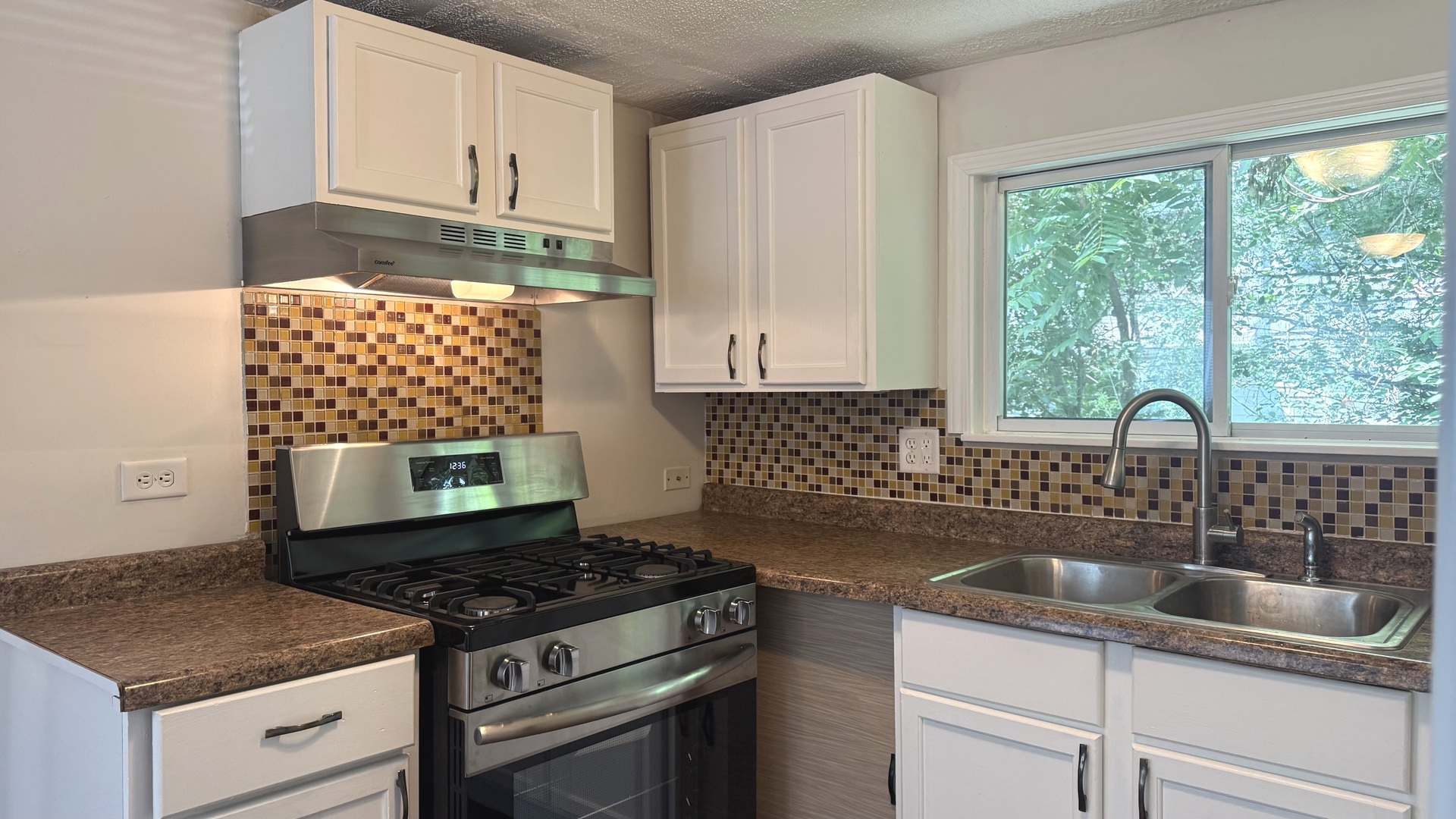 24741 W Passavant Avenue Property Photo 11