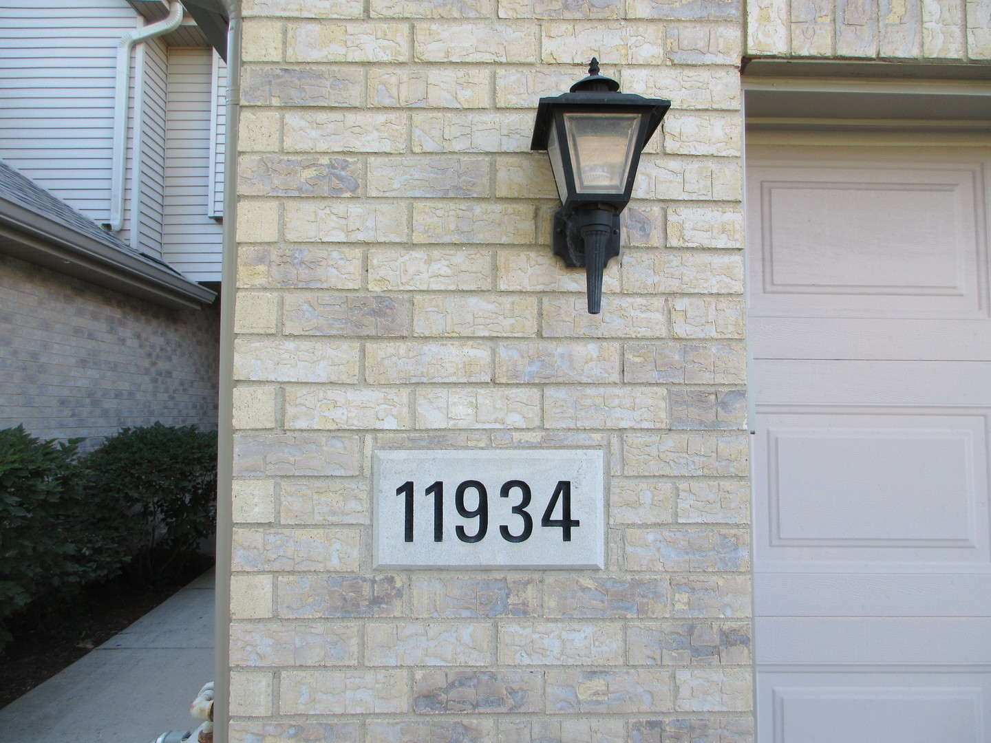 11934 Sterling Drive Property Photo 8