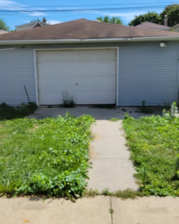 9035 S Euclid Avenue Property Photo 15
