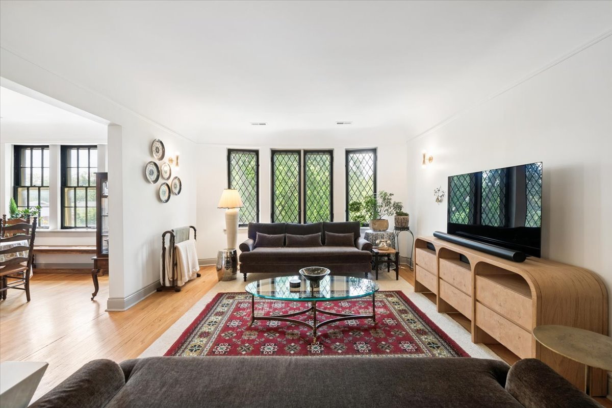 1118 Washington Boulevard 3a Property Photo 5