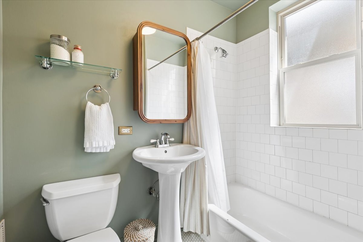 1118 Washington Boulevard 3a Property Photo 20