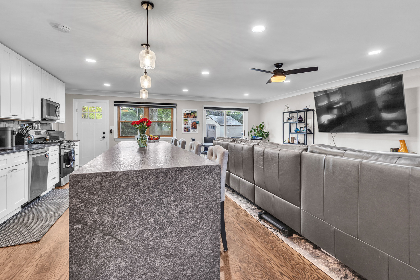 1806 N Park Drive Property Photo 10