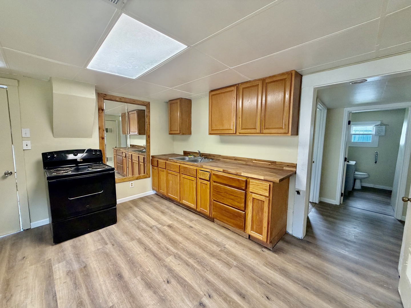 919 Catherine Street Property Photo 7