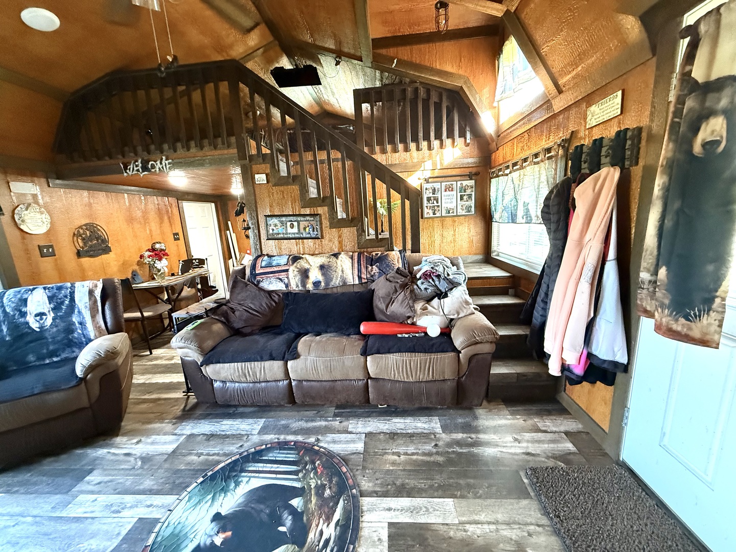 3495 Friendship Loop Property Photo 8