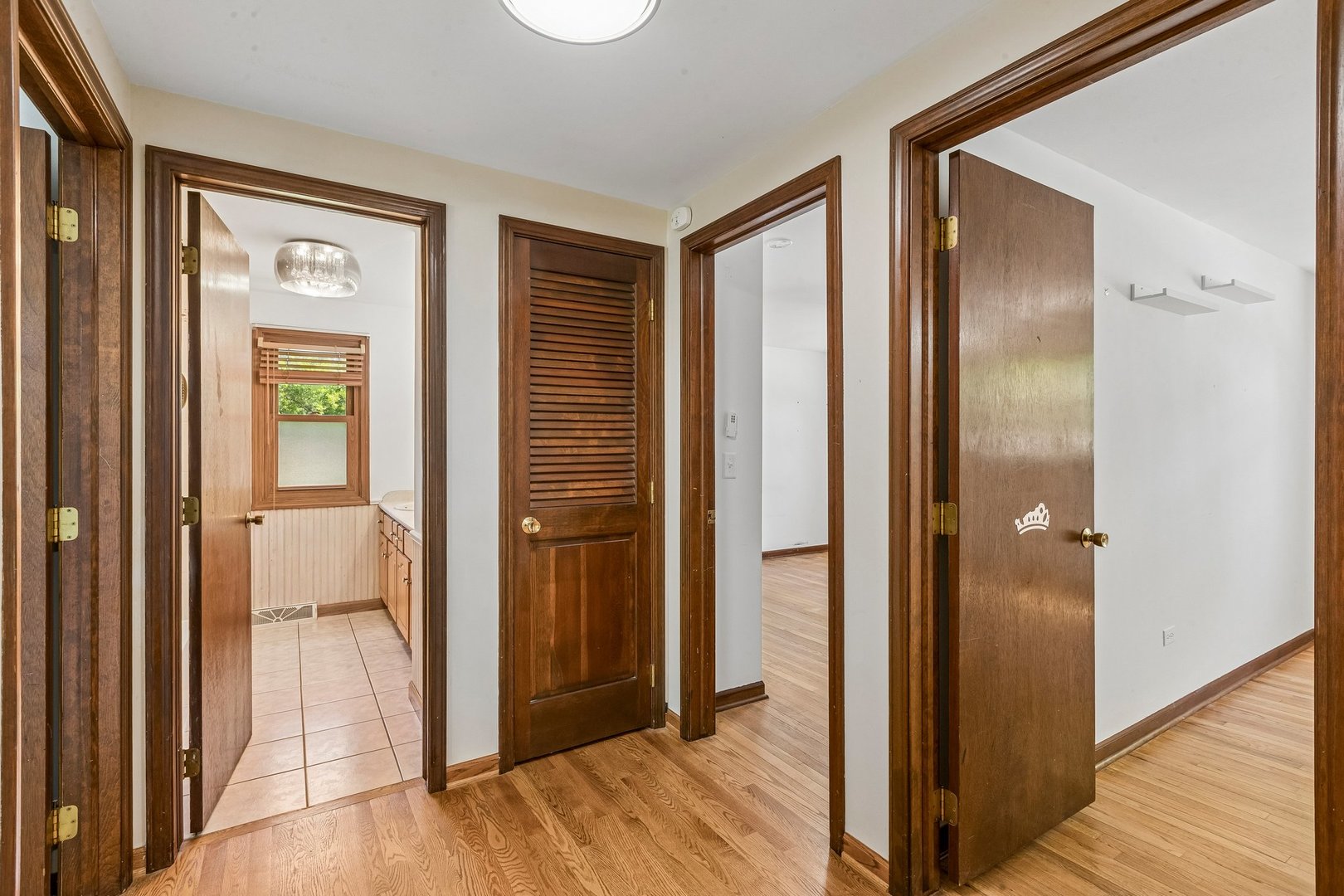 3051 N Huntington Drive Property Photo 19