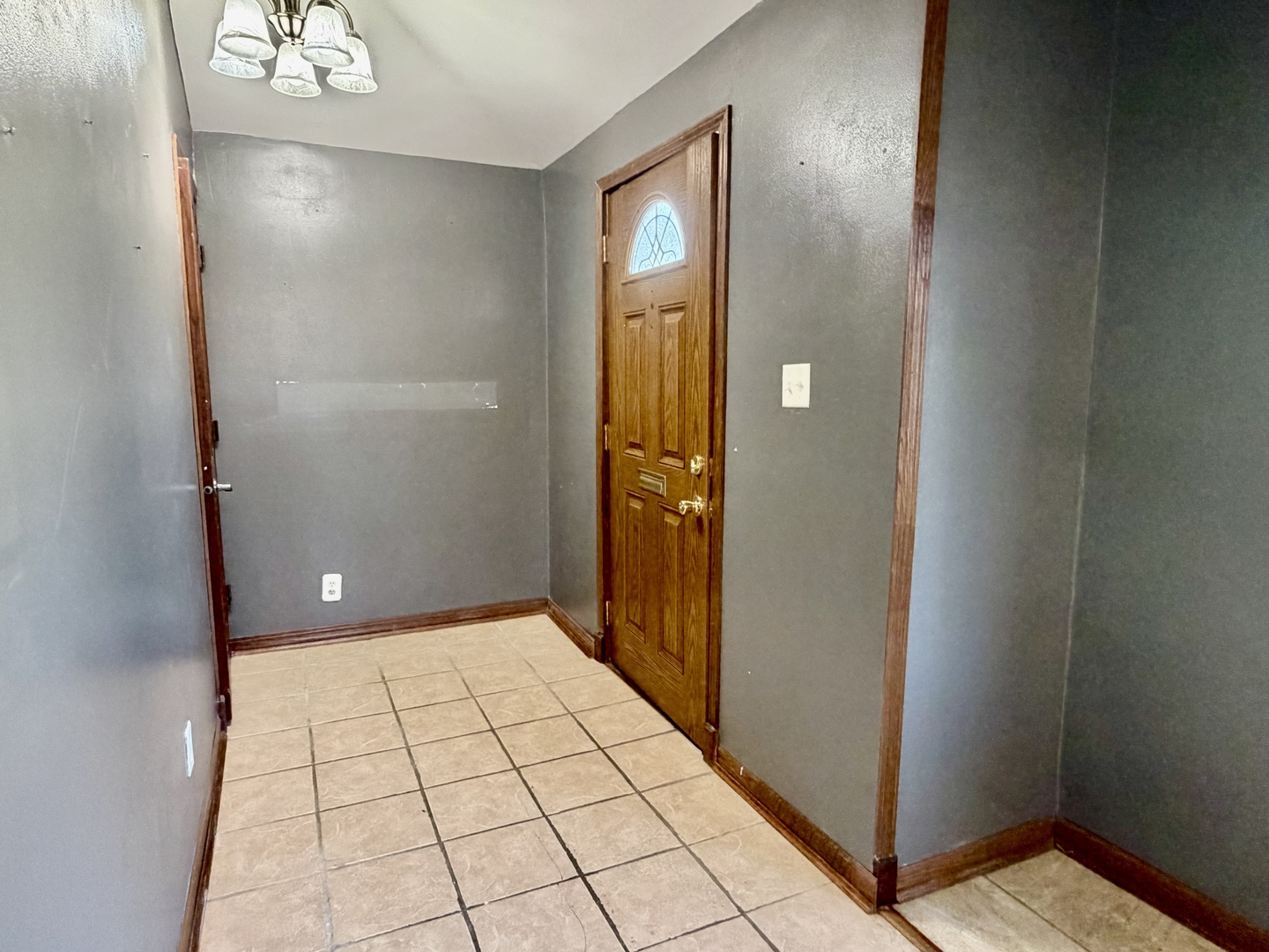 414 East 8th Street Property Photo 3