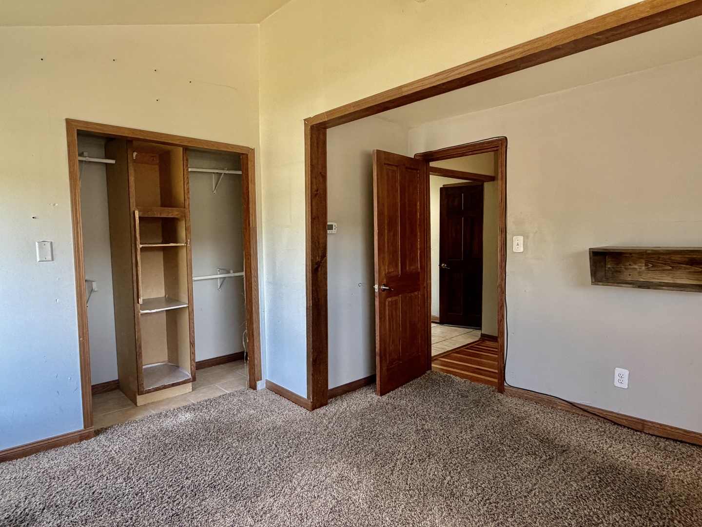 414 East 8th Street Property Photo 10