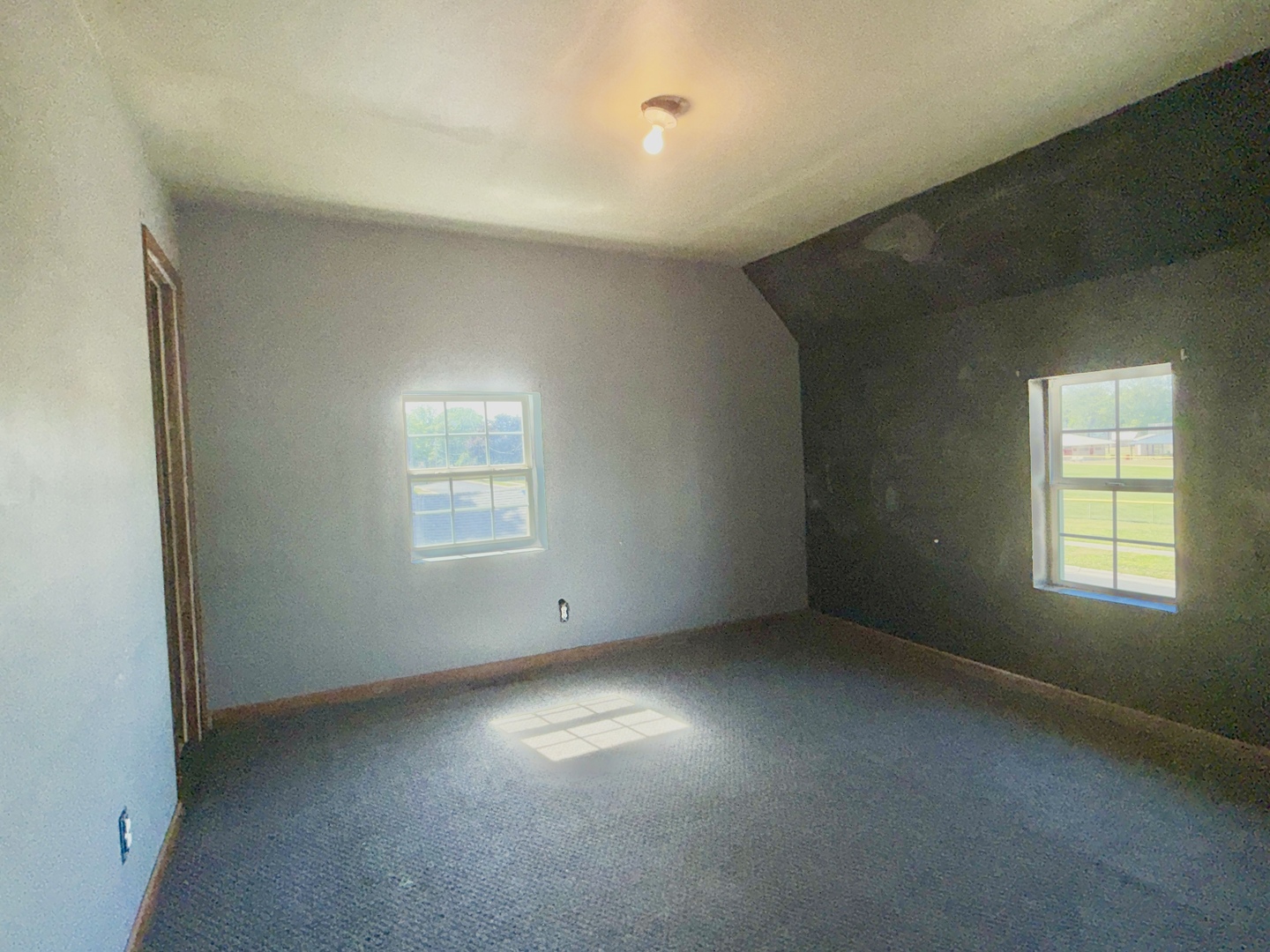 414 East 8th Street Property Photo 14