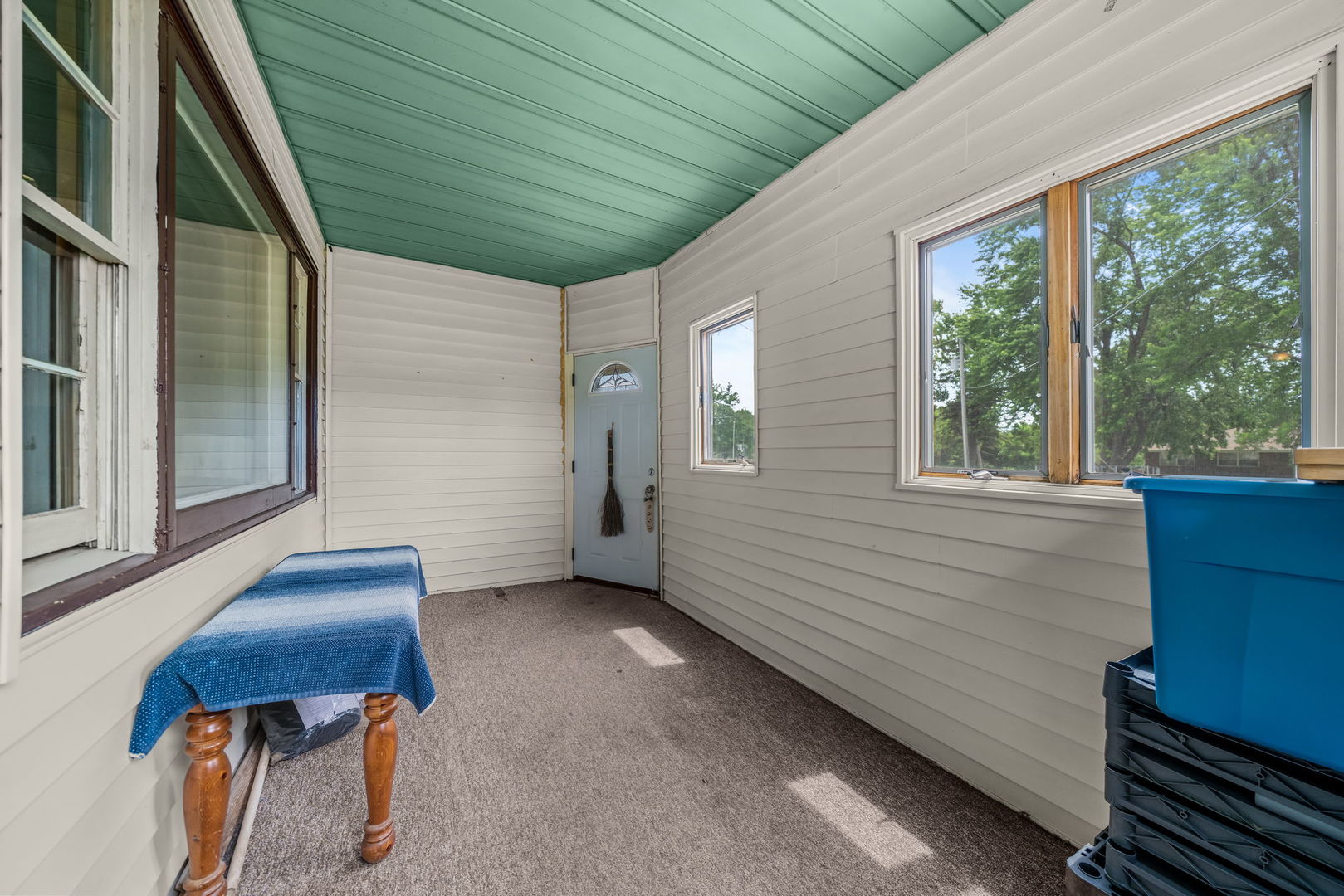 7125 Toms Road Property Photo 4
