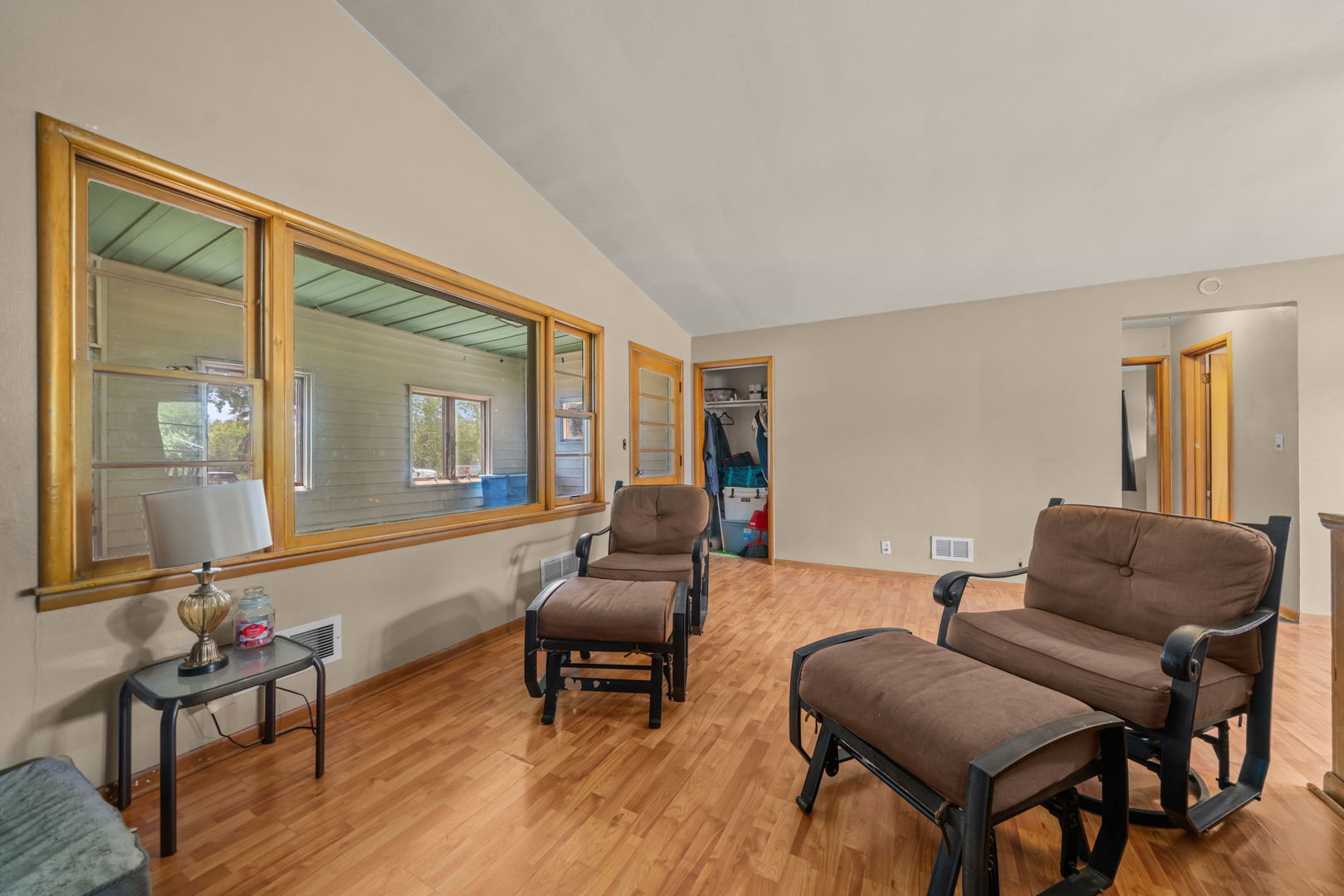 7125 Toms Road Property Photo 7