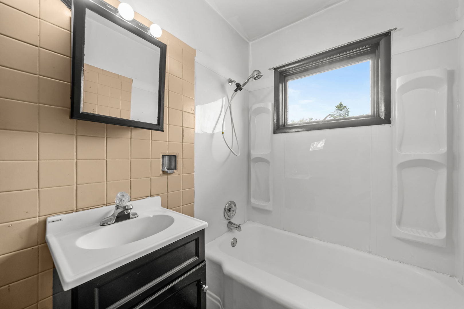 7125 Toms Road Property Photo 17