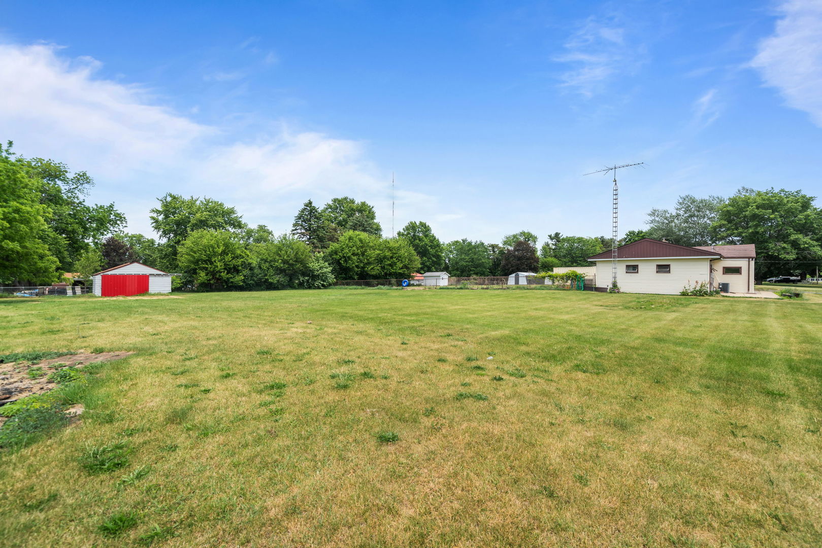7125 Toms Road Property Photo 22