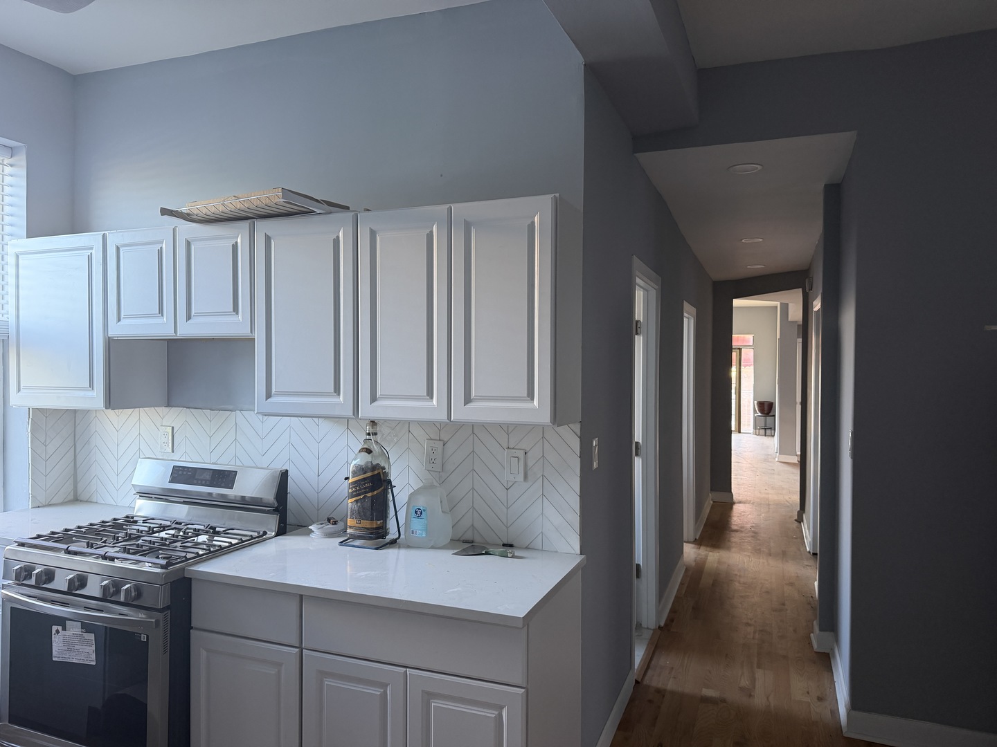 2744 W Division Street Property Photo 7