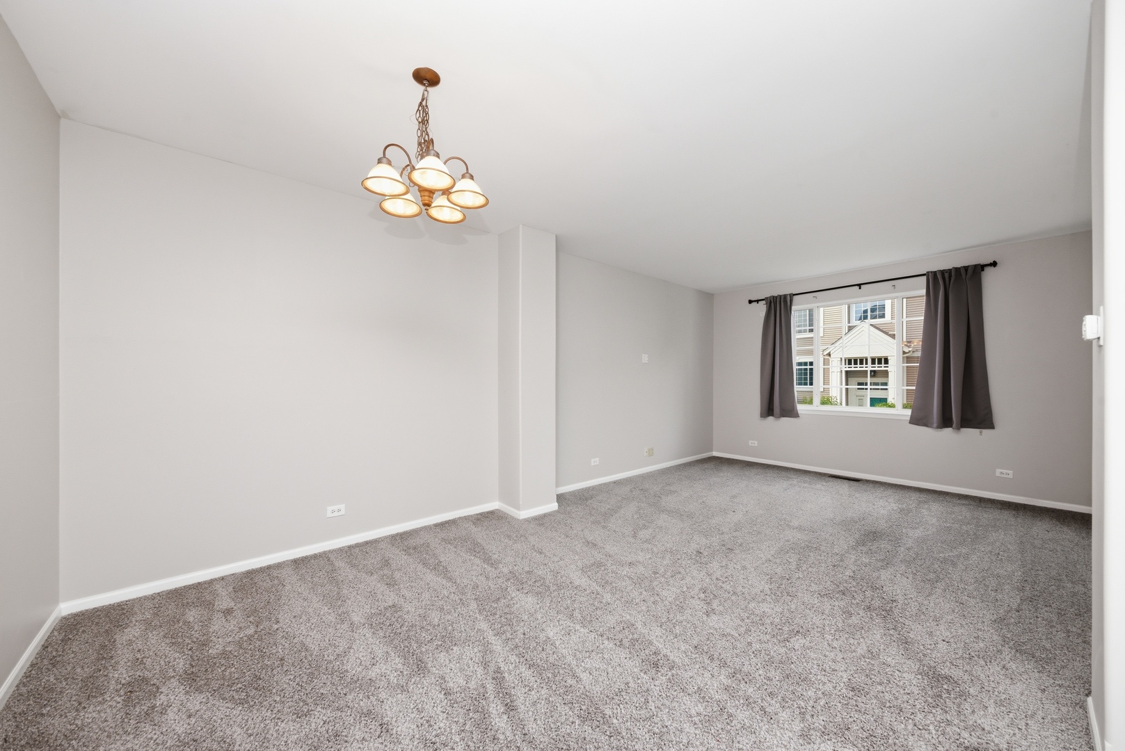 2264 Daybreak Drive Property Photo 4