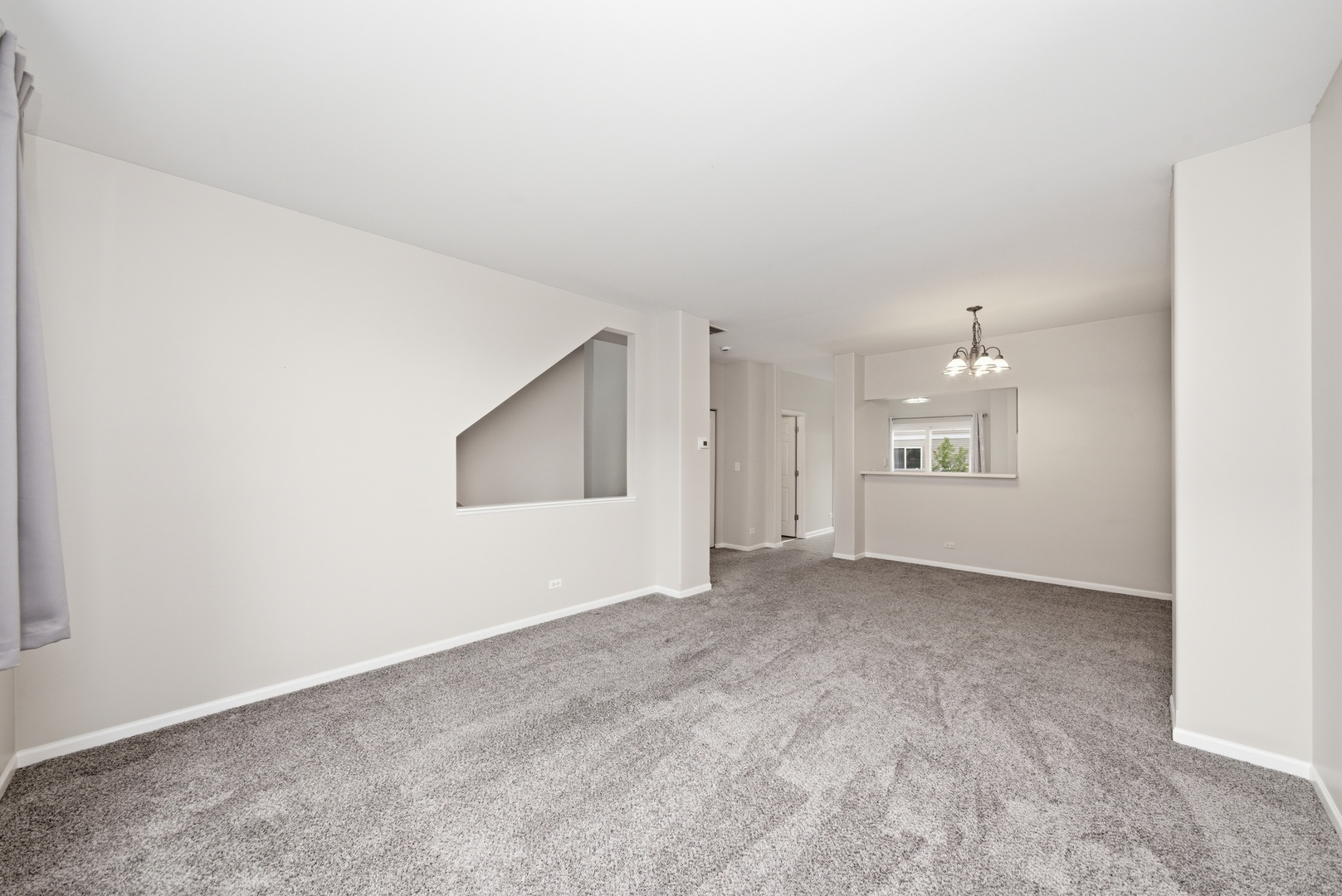 2264 Daybreak Drive Property Photo 5