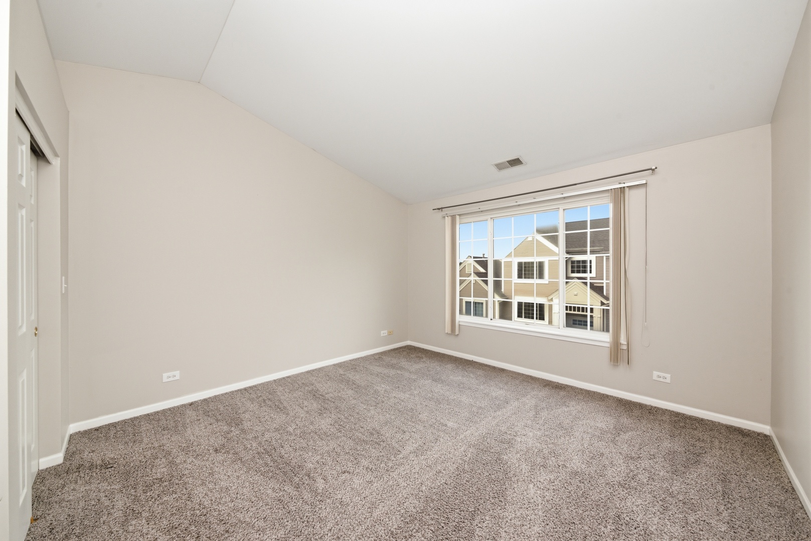 2264 Daybreak Drive Property Photo 11