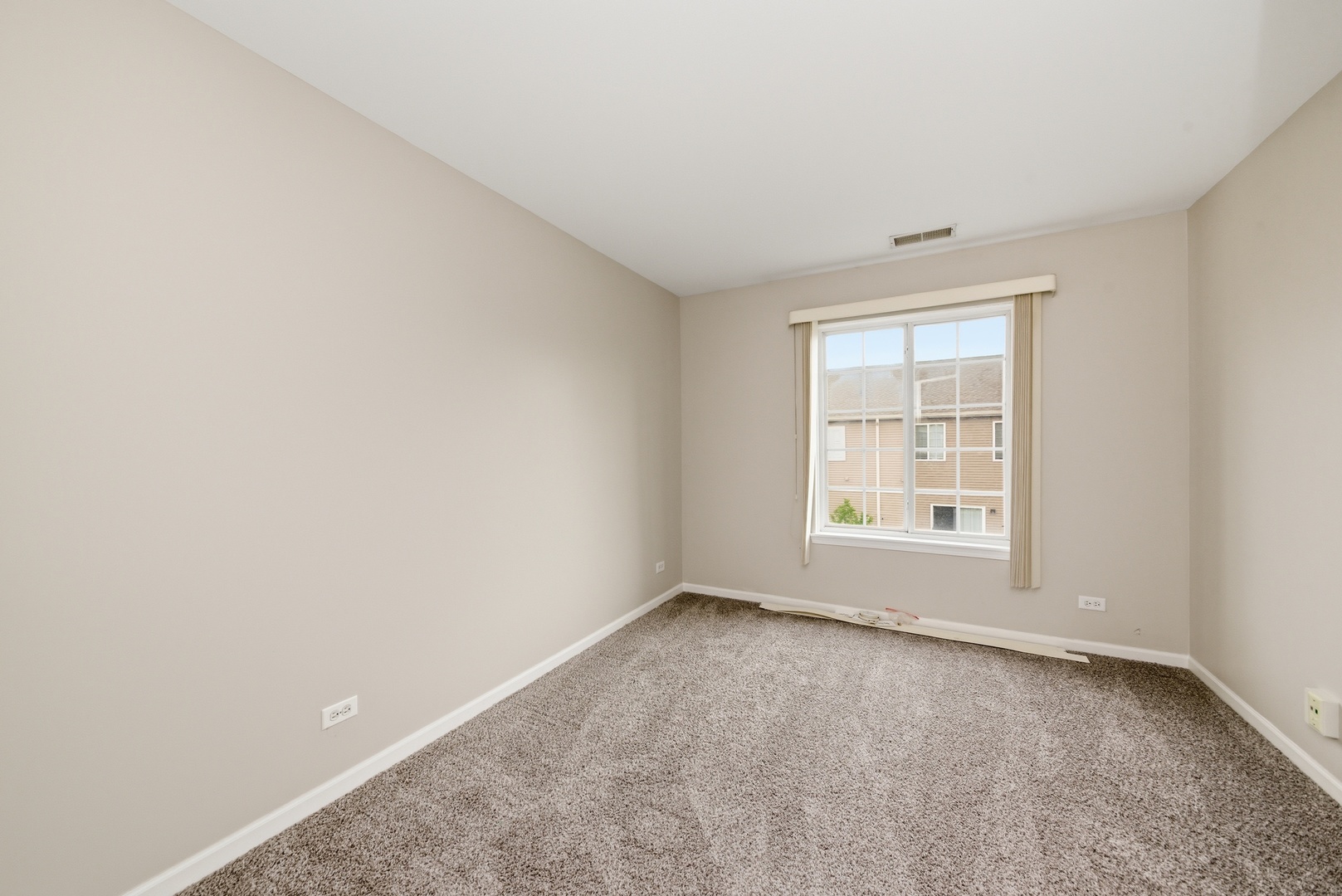 2264 Daybreak Drive Property Photo 13