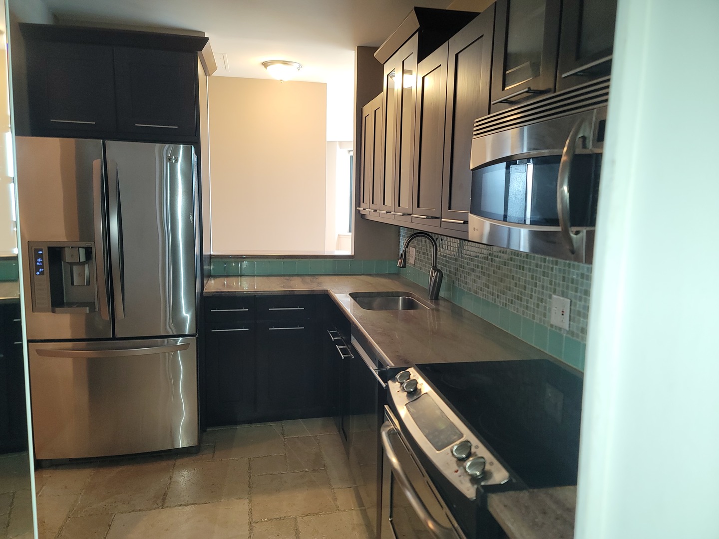 3660 N Lake Shore Drive 4713 Property Photo 11