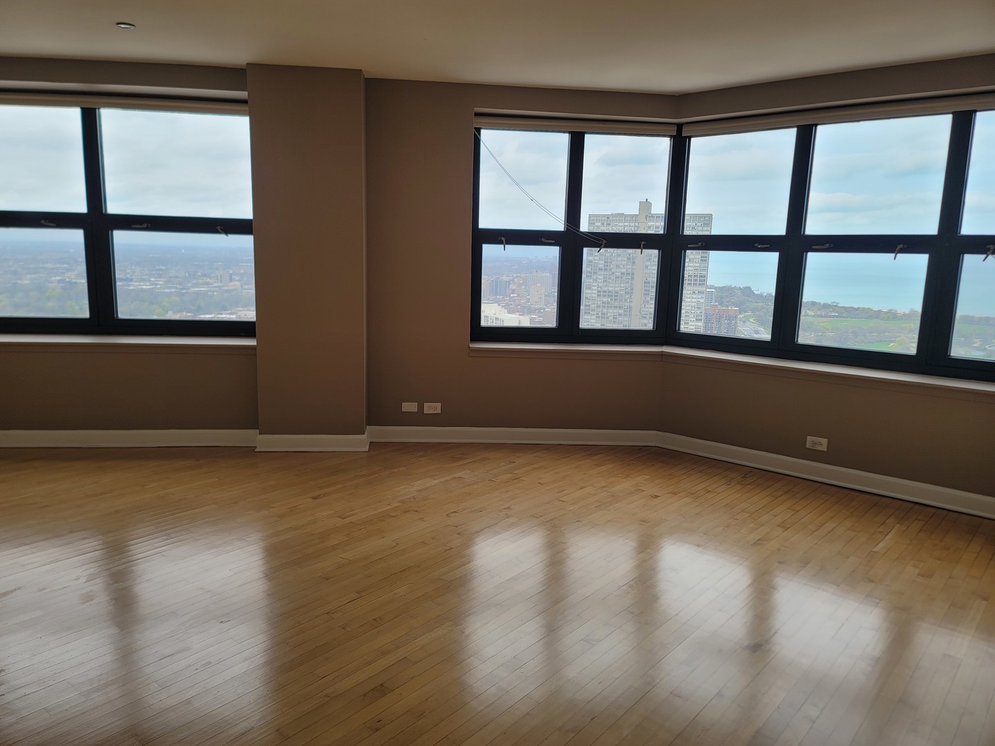 3660 N Lake Shore Drive 4713 Property Photo 12
