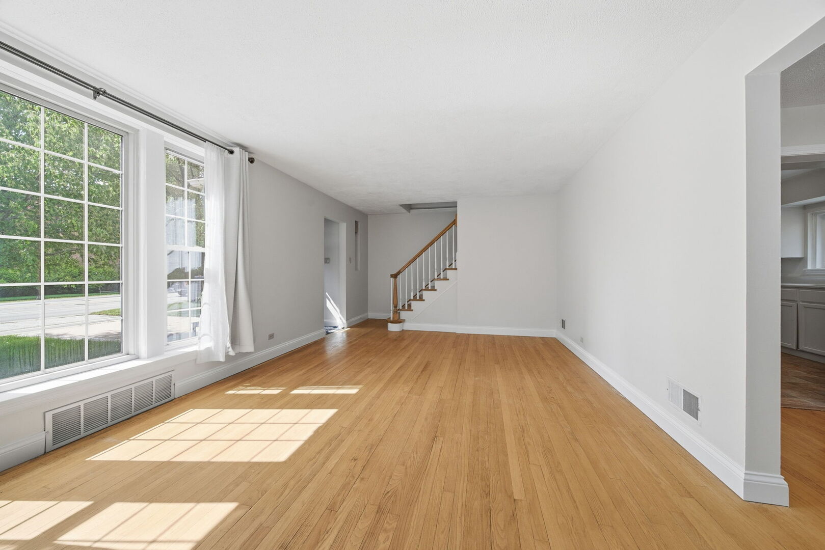 509 S Brainard Avenue Property Photo 11