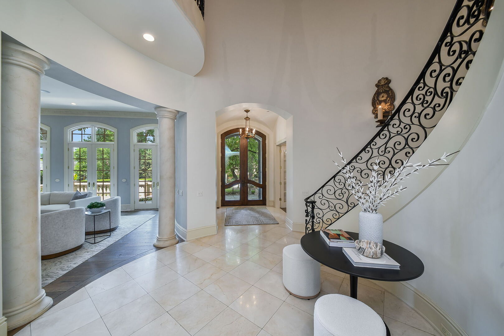 887 Crescent Boulevard Property Photo 14