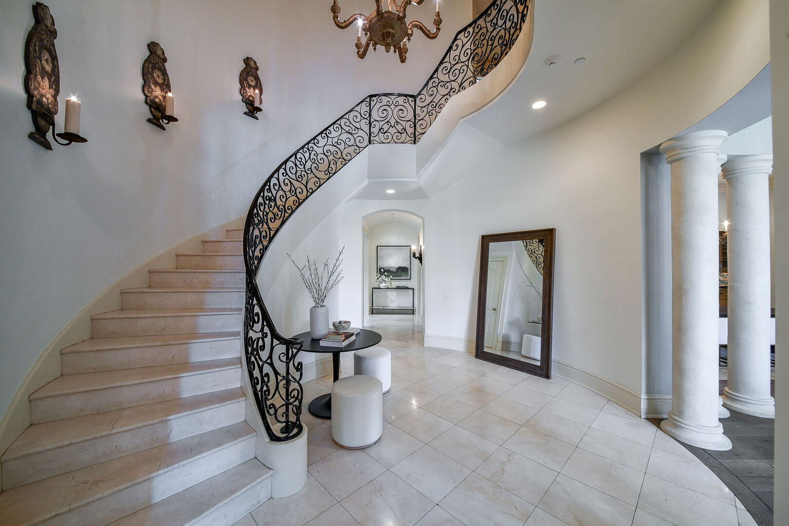 887 Crescent Boulevard Property Photo 15