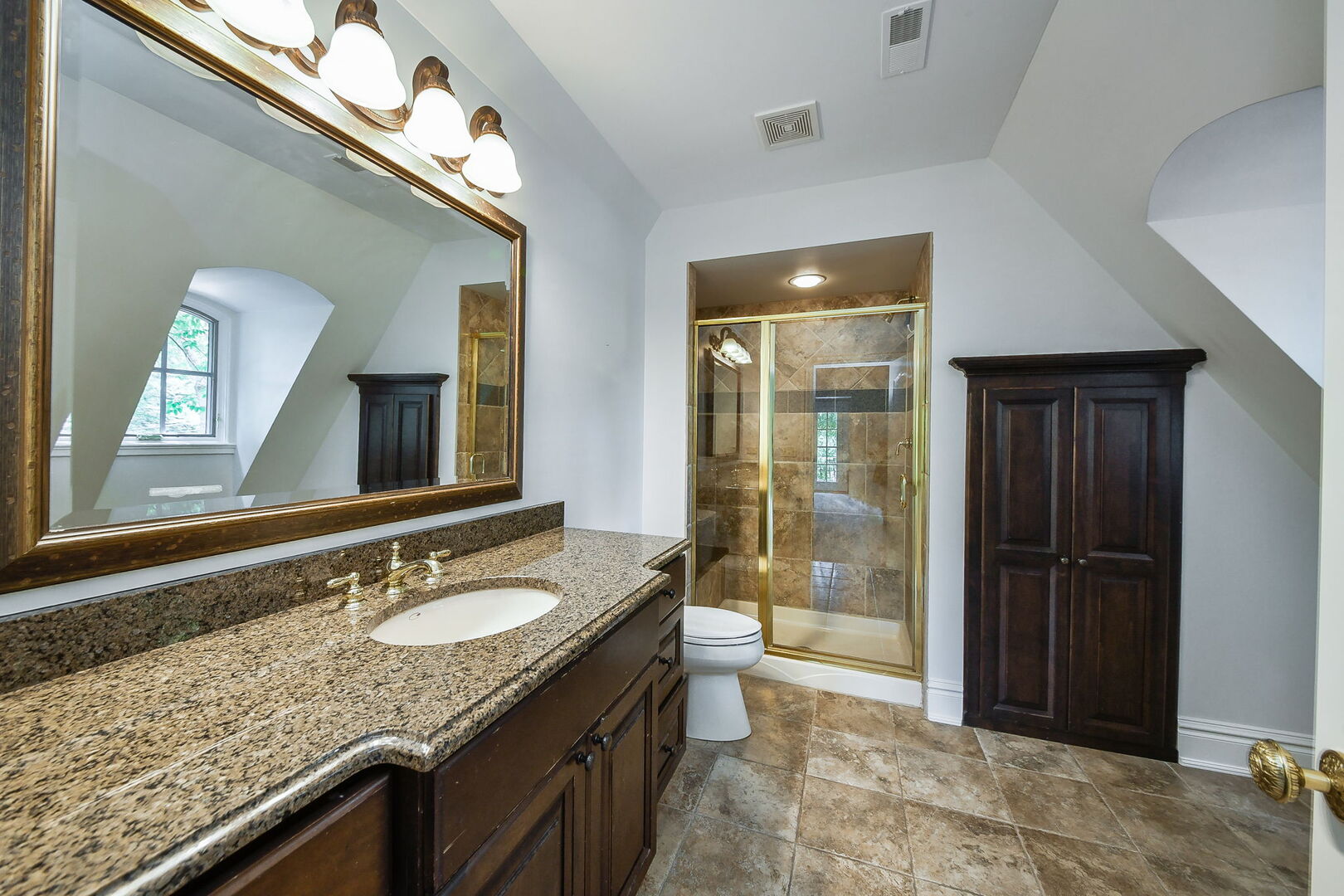 887 Crescent Boulevard Property Photo 51