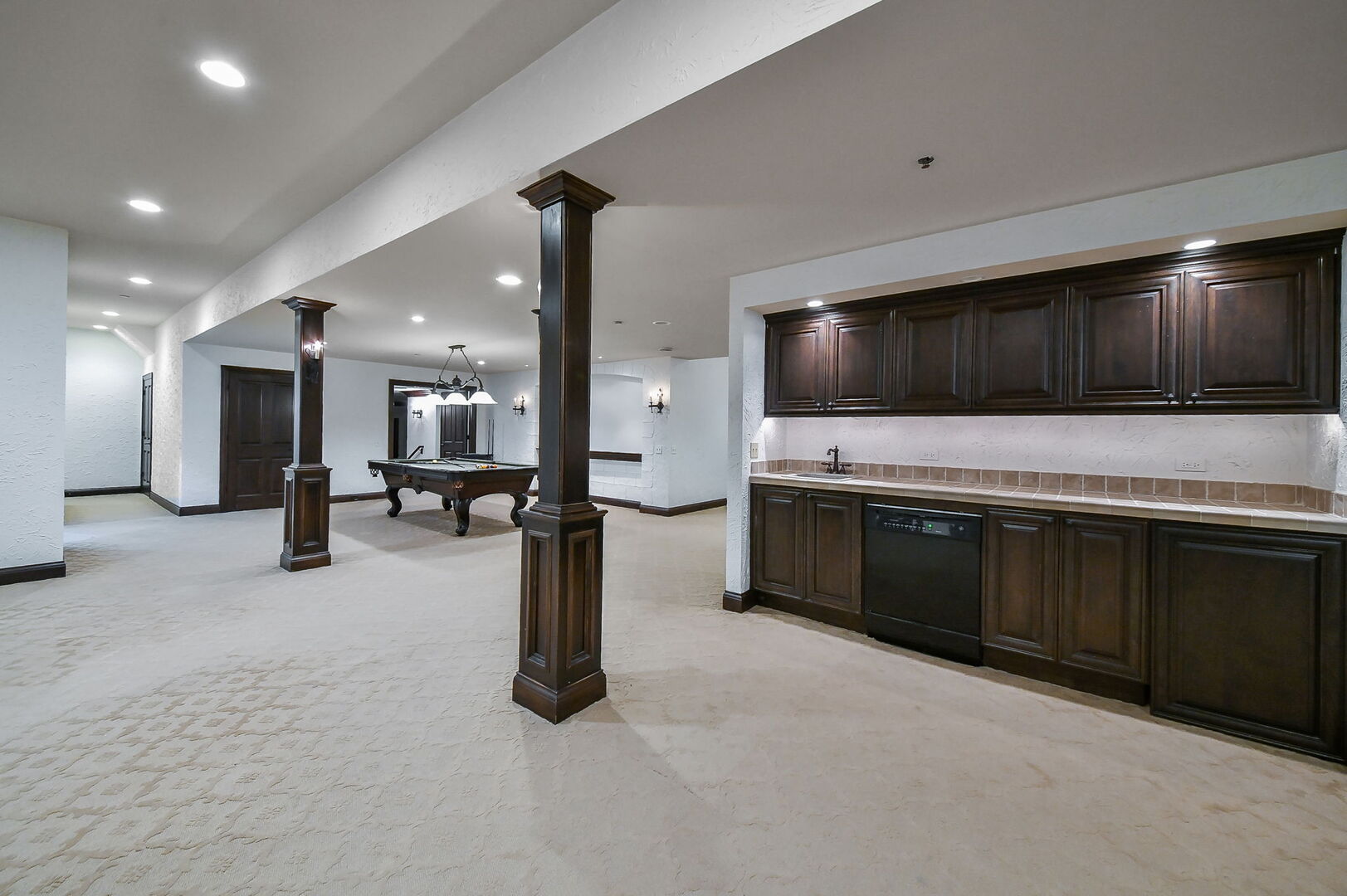 887 Crescent Boulevard Property Photo 61