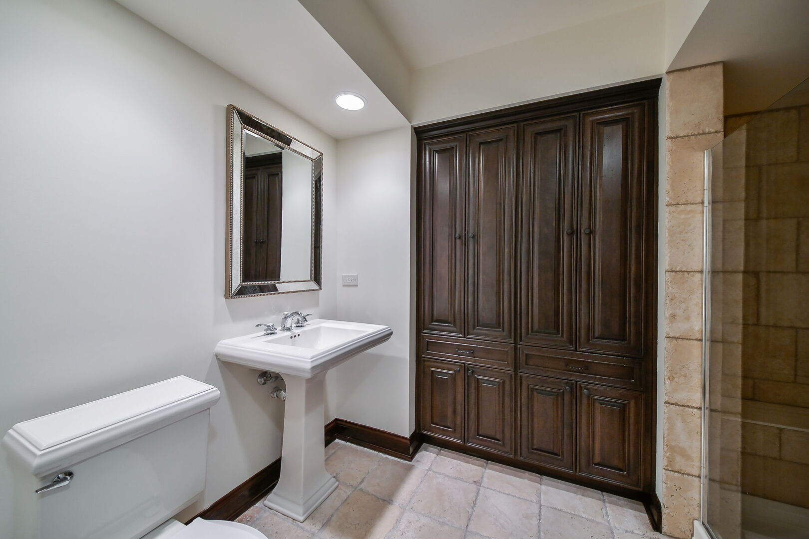 887 Crescent Boulevard Property Photo 67