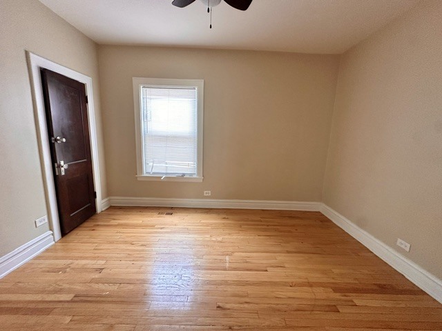 7949 S Manistee Avenue Property Photo 5