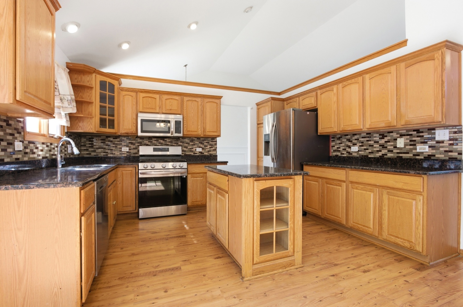 301 Providence Drive Property Photo 2