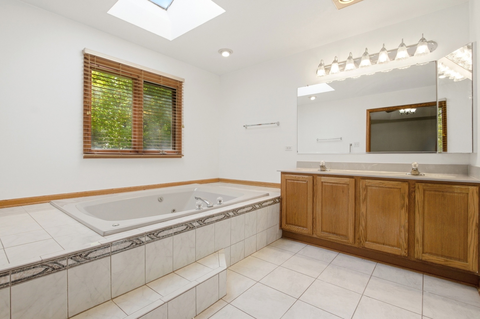 301 Providence Drive Property Photo 15