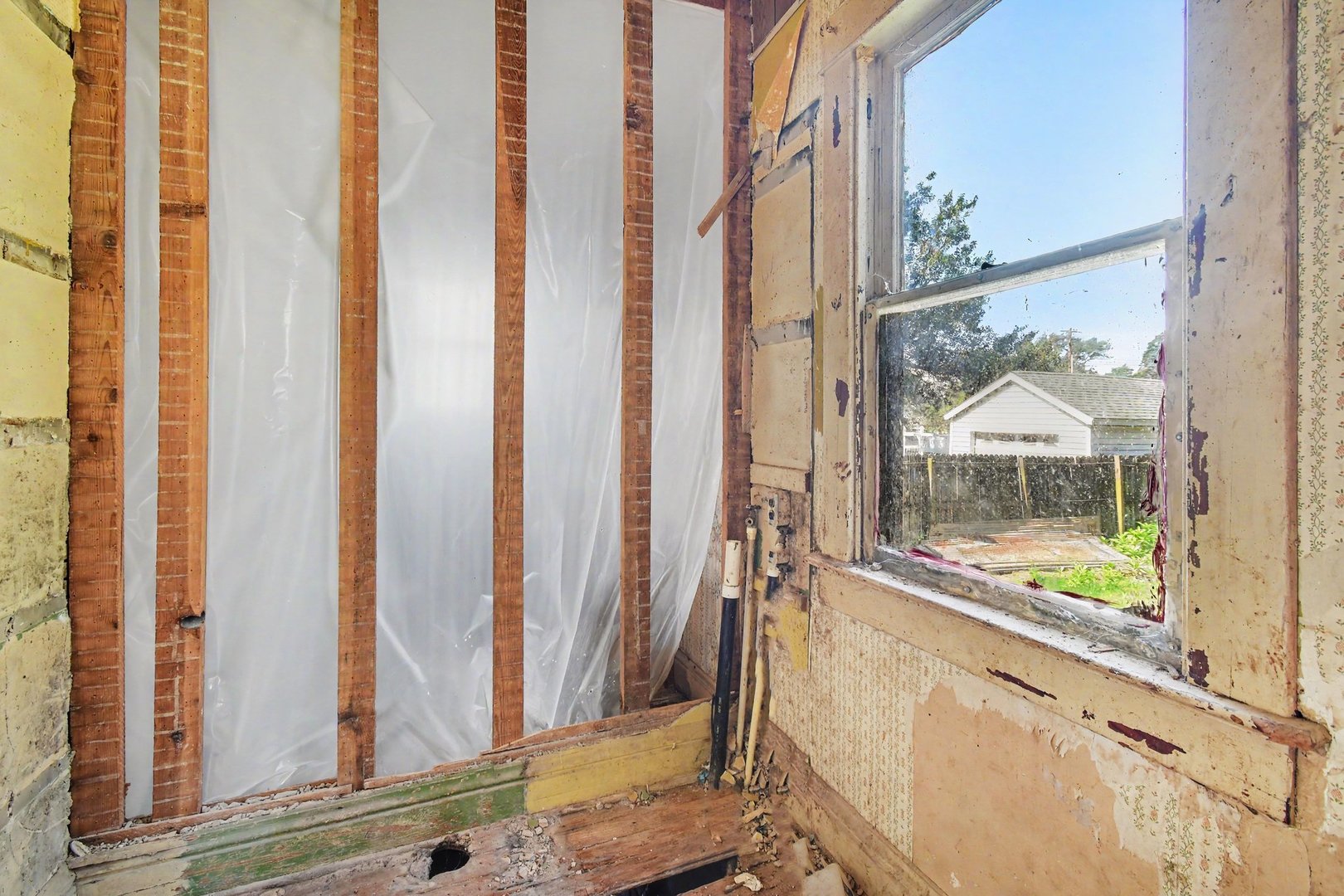 402 S Lafayette Street Property Photo 14